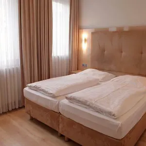 Am Kurfürstenplatz - Messe Hotel Frankfurt am Main